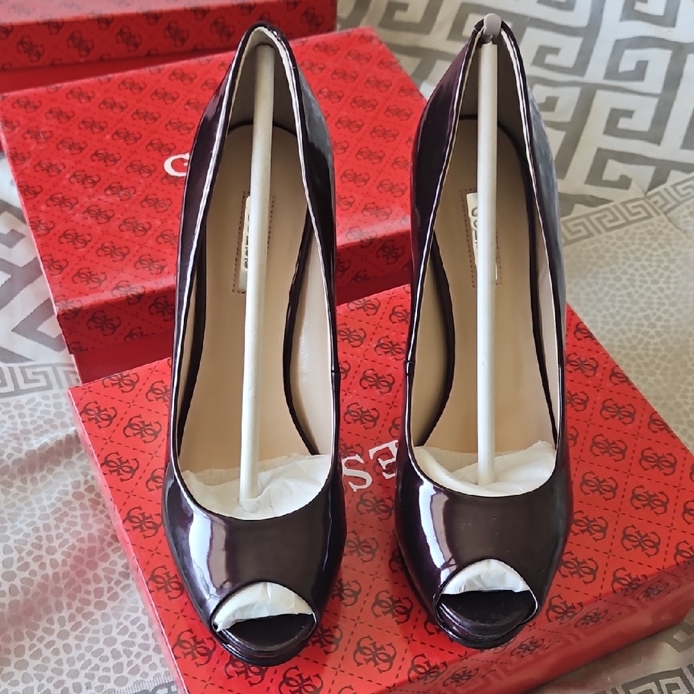 Guess Dark Red Peep-Toe Heels